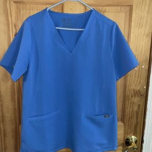 FIGS SCRUB TOP